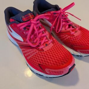 Brooks Women's Running Shoes Launch 2